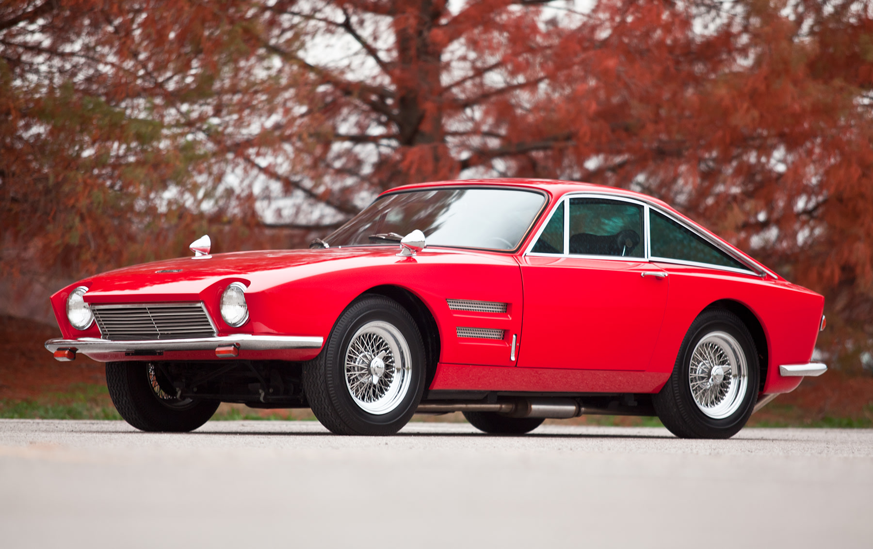 1967 Trident Clipper Sportcoupé rouge 1/43 tout monté